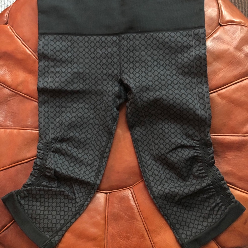 Lululemon Ebb to Street Leggings